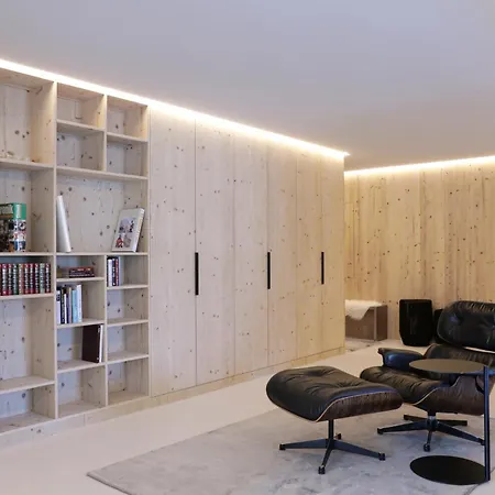Visionapartments *